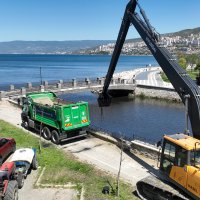 Büyükşehir’den Karsak Deresi’nde kapsamlı temizlik 