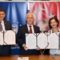 Büyükşehir’de toplu sözleşme için imzalar atıldı 