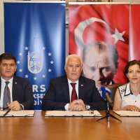 Büyükşehir’de toplu sözleşme için imzalar atıldı 