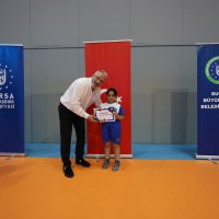 Yaz Spor Okulları'nda çocuklar sertifikalarına kavuştu 