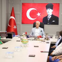 Şampiyon sporculardan Başkan Bozbey’e ziyaret 