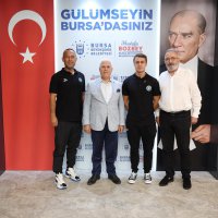 Şampiyon sporculardan Başkan Bozbey’e ziyaret 