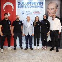 Şampiyon sporculardan Başkan Bozbey’e ziyaret 