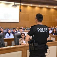 Stajyerler oryantasyon eğitiminde 