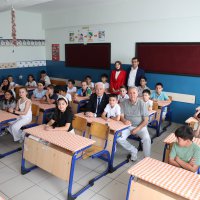 Büyükşehir'den öğrencilere eğitim desteği 