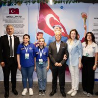 Gençliğe yatırım sürüyor: Gemlik Gençlik Merkezi hizmete açıldı 