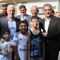 Gençliğe yatırım sürüyor: Gemlik Gençlik Merkezi hizmete açıldı 
