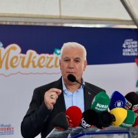 Gençliğe yatırım sürüyor: Gemlik Gençlik Merkezi hizmete açıldı 