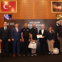 Başkan Bozbey’den alev savaşçılarına teşekkür 