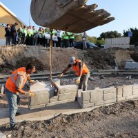 Mudanya’nın vitrini Büyükşehir’le yenileniyor 