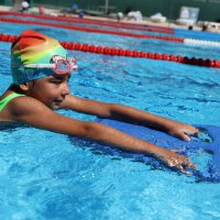 Minik yüzücülerin sertifika heyecanı 