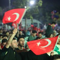 Milli heyecan ve Bursaspor maçı dev ekrana yansıdı 