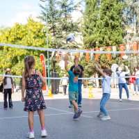 Haydi çocuklar, Heykel'de buluşuyoruz 