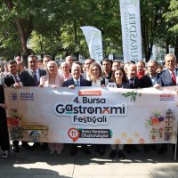 Bursa’nın lezzet şöleni başladı 