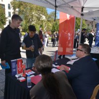 Büyükşehir’den üniversiteli gençlere sıcak karşılama 