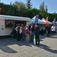 Büyükşehir’den üniversiteli gençlere sıcak karşılama 