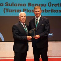 Çiftçi ve çevre dostu yatırıma anlamlı ödül 