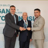 Çiftçi ve çevre dostu yatırıma anlamlı ödül 