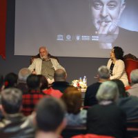 Simit kokusunda sahne ışığına yolculuk 