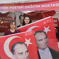 Bursa’nın cadde ve sokakları ‘Ata posterleri’ ile donatılıyor 
