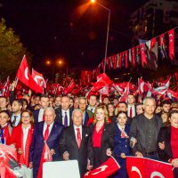 Bursa tek yürek, Yaşasın Cumhuriyet 