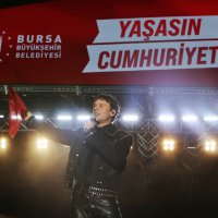Bursa tek yürek, Yaşasın Cumhuriyet 