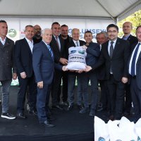 Büyükşehir'den çiftçiye yerli tohum desteği 