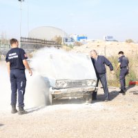 Otobüs şoförlerine yangın söndürme eğitimi 