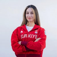 Belediyesporlu Özge Yılmaz'dan gümüş madalya 