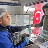 Büyükşehirden öğrencilere sıcak çorba 