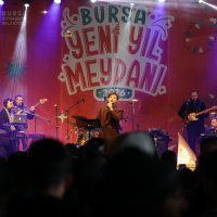 Bursa Yeni Yıl Meydanı’nda yılbaşı coşkusu 