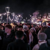 Bursa Yeni Yıl Meydanı’nda yılbaşı coşkusu 