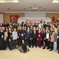 Umudu yeşerten mücadeleye destek 