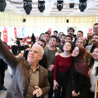 Başkan Bozbey, gençlerle geleceği konuştu 