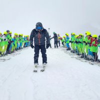 Büyükşehir’le öğrencilerin kayak keyfi 