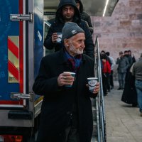 Büyükşehir’den vatandaşa sıcak çorba ikramı 