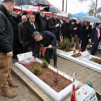 Başkan Mustafa Bozbey'den deprem bölgesine ziyaret 