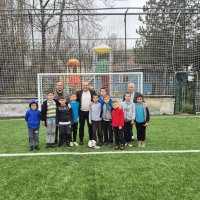 Büyükorhan'daki halı saha sil baştan yenilendi 