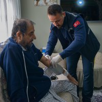 Bursa Büyükşehir evde bakım ve temizlik hizmetiyle gönüllere dokunuyor 