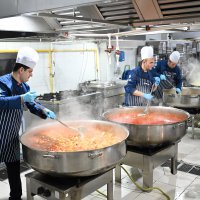 Bursa'nın dayanışma mutfağı büyüyor 