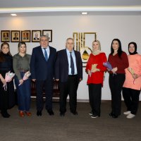 Büyükşehir'den kadın çalışanlara çiçek jesti 