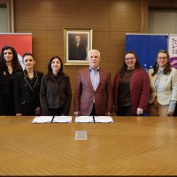 Bursa Büyükşehir'den kadınlara hak bilinci desteği 