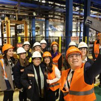 Başkan Bozbey'den kadın emekçilere anlamlı ziyaret 