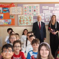 Arkadaşlarına söz verdi, Başkan Bozbey’i sınıfa getirdi 