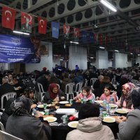 Gemlikliler dayanışma sofrasında buluştu 