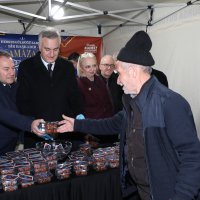 Gemlikliler dayanışma sofrasında buluştu 