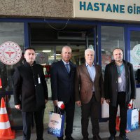 Başkan Bozbey'den sağlık çalışanlarına ziyaret 