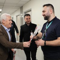 Başkan Bozbey'den sağlık çalışanlarına ziyaret 