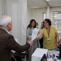 Başkan Bozbey'den sağlık çalışanlarına ziyaret 