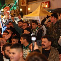 Tahanlı pide ve çaylar Başkan Bozbey'den 
